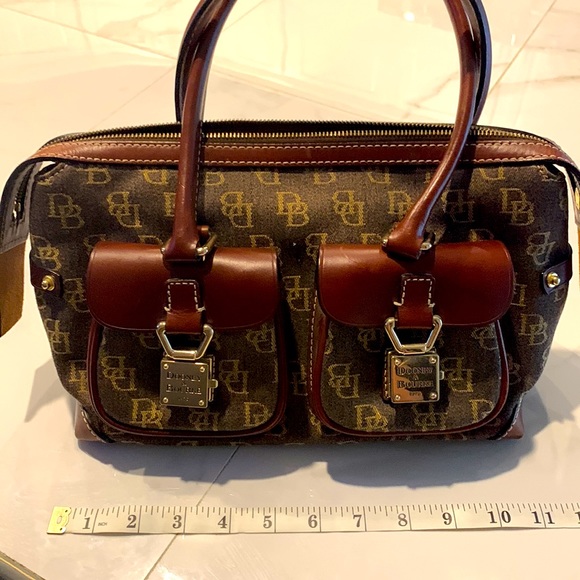 Dooney & Burke handbag 👜 - Picture 3 of 10
